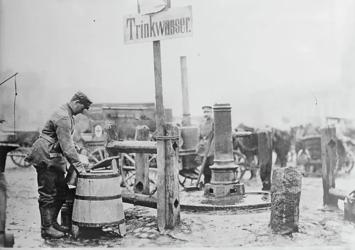 Framed Print : German Sanitary sign near Lodz, between 1914 and c1915. Creator: Bain News Service Framed Print : German Sanitary sign near Lodz, between 1914 and c1915. Creator: Bain News Service