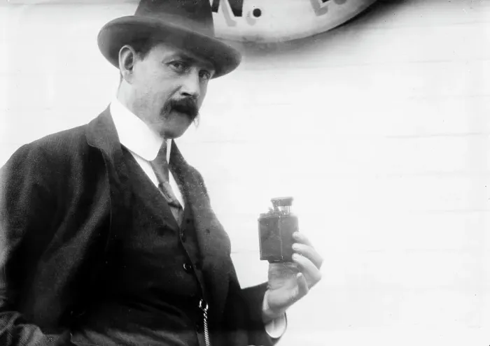 Framed Print : German Scientist with detective camera, between c1910 and c1915. Creator: Bain News Service