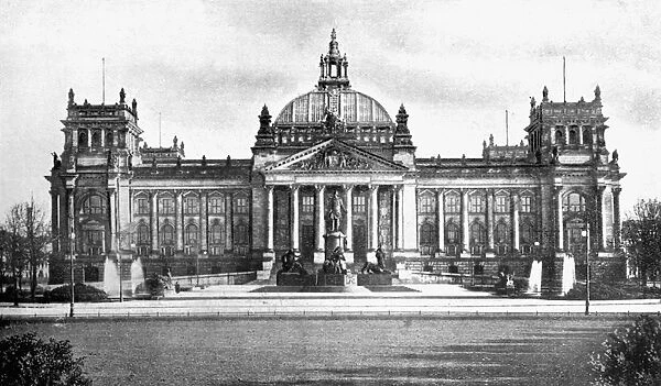 Germanys Houses of Parliament, Berlin, 1926
