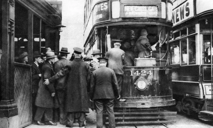 Framed Print : Getting on to a tram at Blackfriars, London, 1926-1927