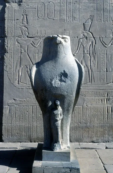 Framed Print : Giant statue of the Ancient Egyptian falcon-headed god Horus, Edfu, Egypt Framed Print : Giant statue of the Ancient Egyptian falcon-headed god Horus, Edfu, Egypt