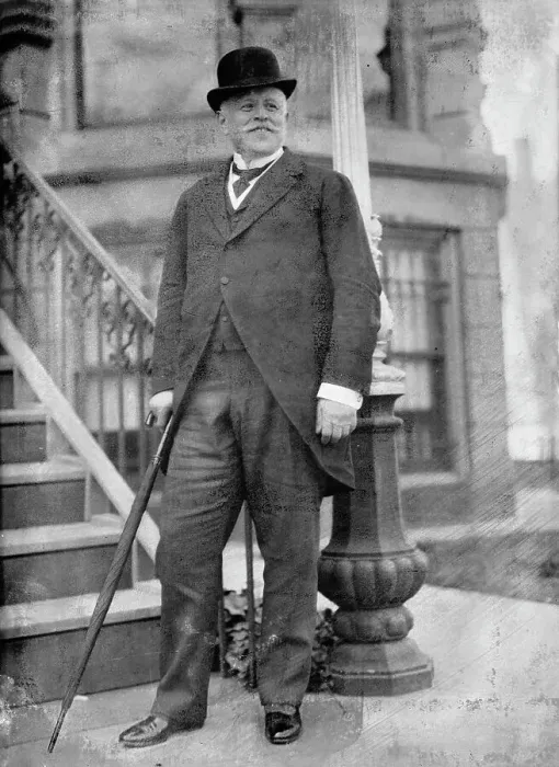 Framed Print : Gilberto Crespo y Martinez, Ambassador from Mexico, 1911. Creator: Harris & Ewing. Gilberto Crespo y Martinez, Ambassador from Mexico, 1911. Creator: Harris & Ewing Framed Print : Gilberto Crespo y Martinez, Ambassador from Mexico, 1911. Creator: Harris & Ewing. Gilberto Crespo y Martinez, Ambassador from Mexico, 1911. Creator: Harris & Ewing