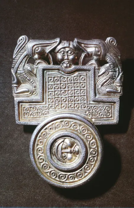 Framed Print : Gilt brooch, Germanic Iron Age, c500 Framed Print : Gilt brooch, Germanic Iron Age, c500