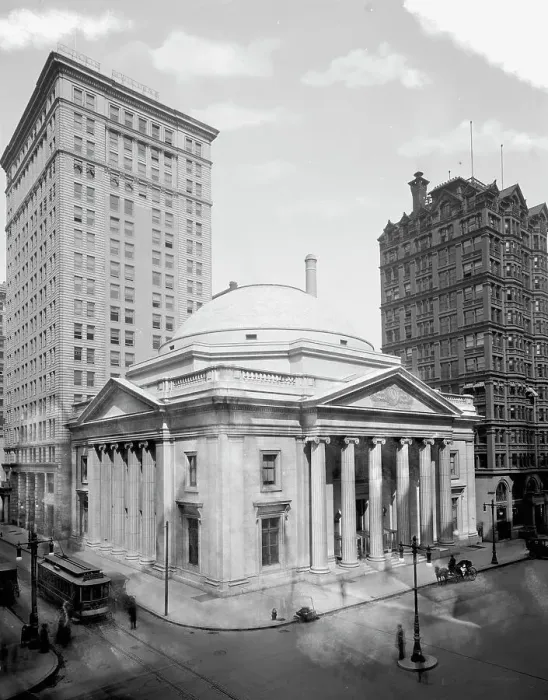 Framed Print : Girard Trust building, Philadelphia, Pa. between 1905 and 1920. Creator: Unknown Framed Print : Girard Trust building, Philadelphia, Pa. between 1905 and 1920. Creator: Unknown