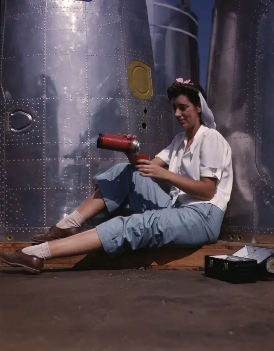 Framed Print : Girl worker at lunch also absorbing Calif... Douglas Aircraft Company, Long Beach, Calif. 1942. Creator: Alfred T Palmer Framed Print : Girl worker at lunch also absorbing Calif... Douglas Aircraft Company, Long Beach, Calif. 1942. Creator: Alfred T Palmer