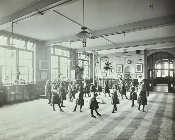 Framed Print : Girls dancing around a maypole, Hugon Road School, Fulham, London, 1907 Framed Print : Girls dancing around a maypole, Hugon Road School, Fulham, London, 1907
