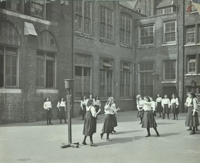 Framed Print : Girls playing netball in the playground, William Street Girls School, London, 1908 Framed Print : Girls playing netball in the playground, William Street Girls School, London, 1908