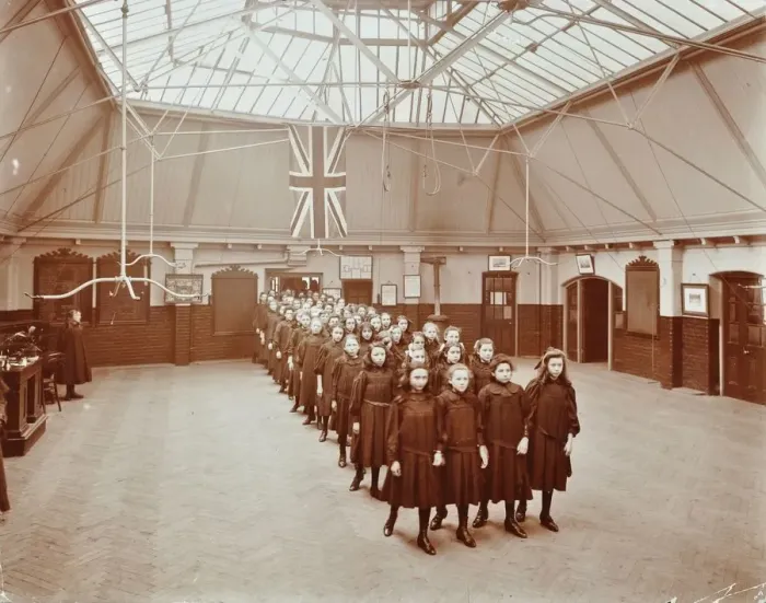 Framed Print : Girls returning from play, Thomas Street Girls School, Limehouse, Stepney, London, 1908 Framed Print : Girls returning from play, Thomas Street Girls School, Limehouse, Stepney, London, 1908