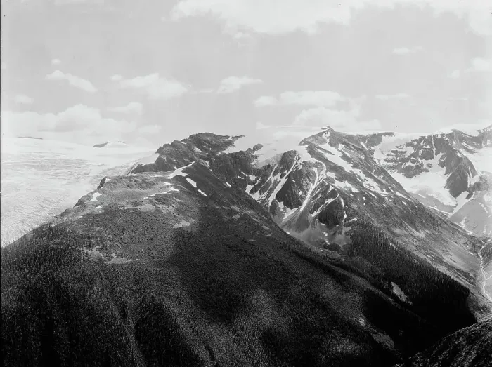 Framed Print : Glacier Crest from Mount Abbott, Selkirk Mts. British Columbia, between 1900 and 1910. Creator: Unknown Framed Print : Glacier Crest from Mount Abbott, Selkirk Mts. British Columbia, between 1900 and 1910. Creator: Unknown