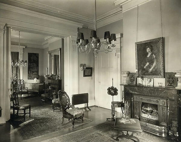 Glasgow House, 1 Main Street, Richmond, Henrico County, Virginia, between c1930 and 1939. Creator: Frances Benjamin Johnston