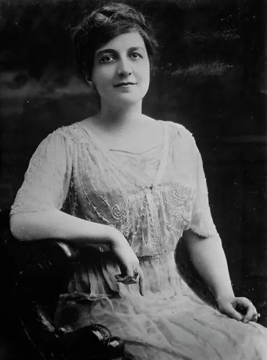 Framed Print : Glenna Smith Tinnin, between c1910 and c1915. Creator: Bain News Service Framed Print : Glenna Smith Tinnin, between c1910 and c1915. Creator: Bain News Service