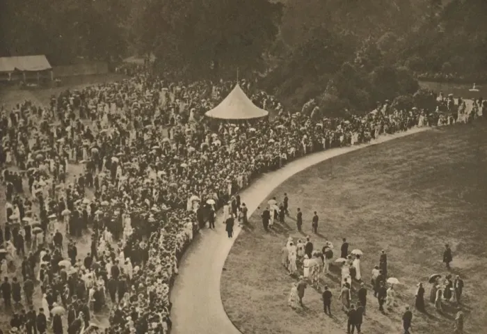 Framed Print : A Glimpse of One of the Annual Royal Garden Parties Among The Timbered Lawns of Buckingham Palace Framed Print : A Glimpse of One of the Annual Royal Garden Parties Among The Timbered Lawns of Buckingham Palace