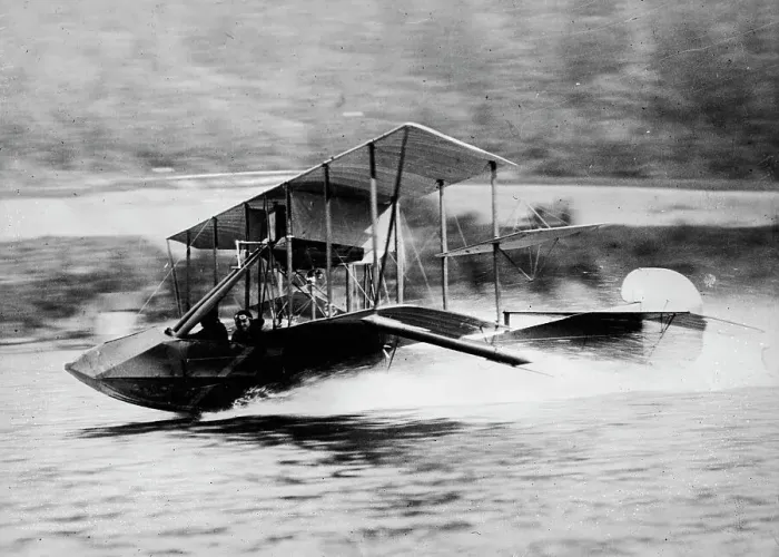 Framed Print : G.M. Heckscher's Curtiss Flying Boat [60 m.p.h.], between c1910 and c1915. Creator: Bain News Service