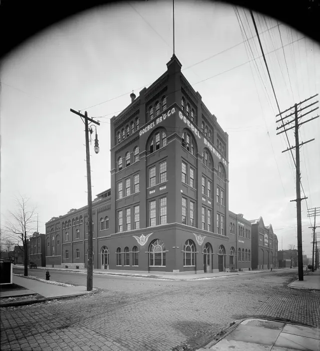 Framed Print : Goebel Brewing Co. Detroit, Mich. between 1900 and 1915. Creator: Unknown Framed Print : Goebel Brewing Co. Detroit, Mich. between 1900 and 1915. Creator: Unknown