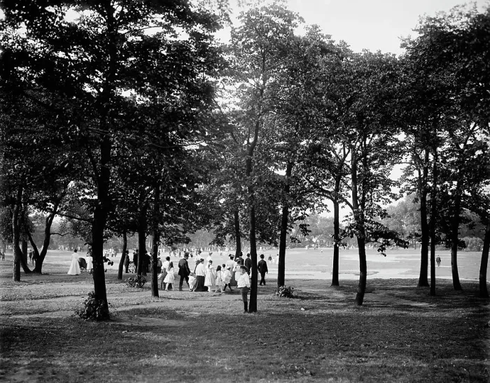 Framed Print : Going to band concert, Lincoln Park, Chicago, Ill. c1907. Creator: Unknown Framed Print : Going to band concert, Lincoln Park, Chicago, Ill. c1907. Creator: Unknown