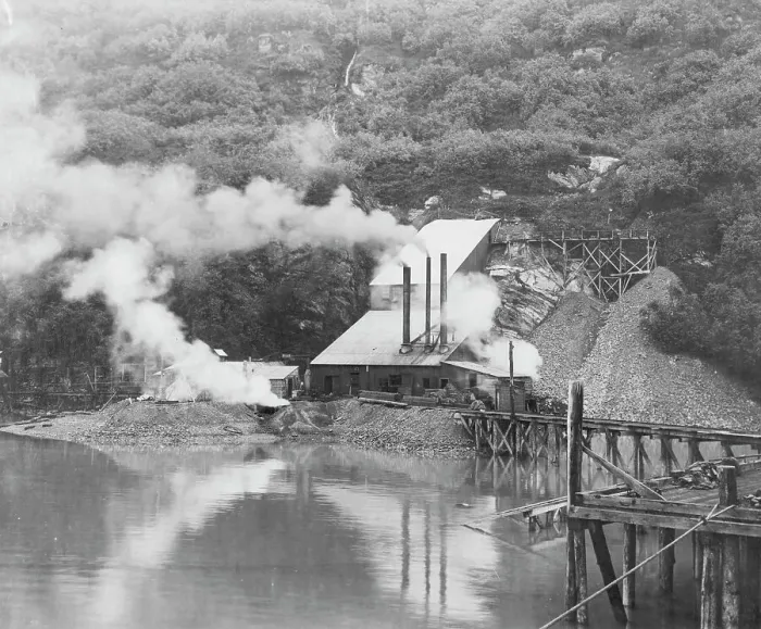 Framed Print : Gold mine, between c1900 and c1930. Creator: Unknown Framed Print : Gold mine, between c1900 and c1930. Creator: Unknown