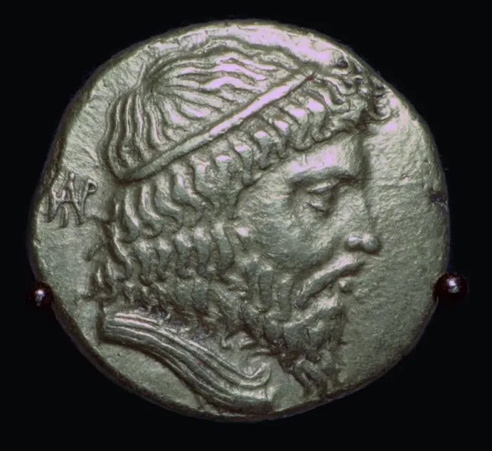 Framed Print : Gold Stater of King Andragoras of Parthia, 3rd century BC Framed Print : Gold Stater of King Andragoras of Parthia, 3rd century BC