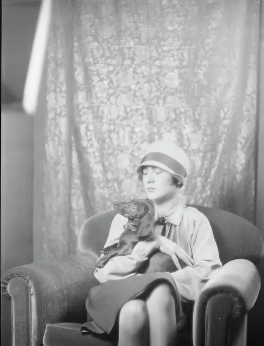 Framed Print : Goldbeck, Walter, Mrs. with dog, portrait photograph, 1926 Oct. 18. Creator: Arnold Genthe Framed Print : Goldbeck, Walter, Mrs. with dog, portrait photograph, 1926 Oct. 18. Creator: Arnold Genthe