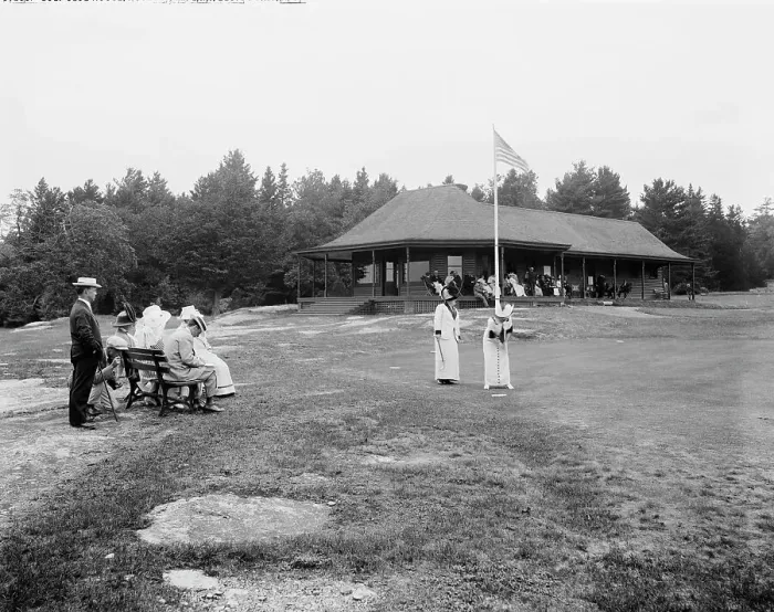 Framed Print : Golf club house, Hotel Champlain, Bluff Point, N.Y. c.between 1910 and 1920. Creator: Unknown Framed Print : Golf club house, Hotel Champlain, Bluff Point, N.Y. c.between 1910 and 1920. Creator: Unknown