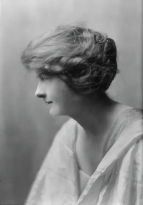Framed Print : Goode, Blanche, Miss, portrait photograph, 1914 or 1915. Creator: Arnold Genthe Framed Print : Goode, Blanche, Miss, portrait photograph, 1914 or 1915. Creator: Arnold Genthe