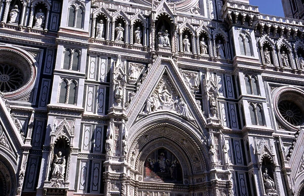 Detail of the Gothic-Renaissance facade of the cathedral Santa Maria dei Fiori