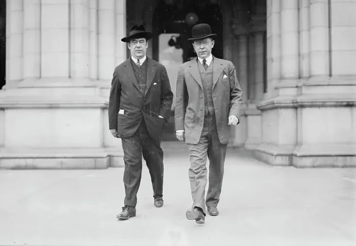 Framed Print : Governor Glynn leaving Capitol, Sec'y Tierney, 1913 or 1914. Creator: Bain News Service Framed Print : Governor Glynn leaving Capitol, Sec'y Tierney, 1913 or 1914. Creator: Bain News Service