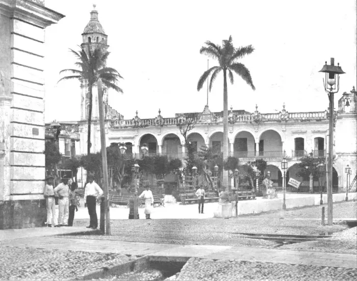 Framed Print : Governors Palace, Vera Cruz, Mexico, c1900. Creator: Unknown Framed Print : Governors Palace, Vera Cruz, Mexico, c1900. Creator: Unknown
