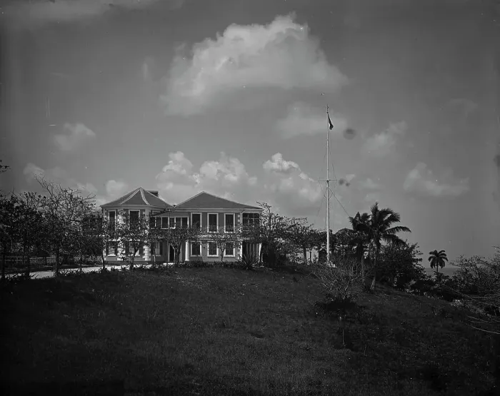 Framed Print : Governor's residence, Nassau, Bahama Isl'ds, c1901. Creator: Unknown Framed Print : Governor's residence, Nassau, Bahama Isl'ds, c1901. Creator: Unknown