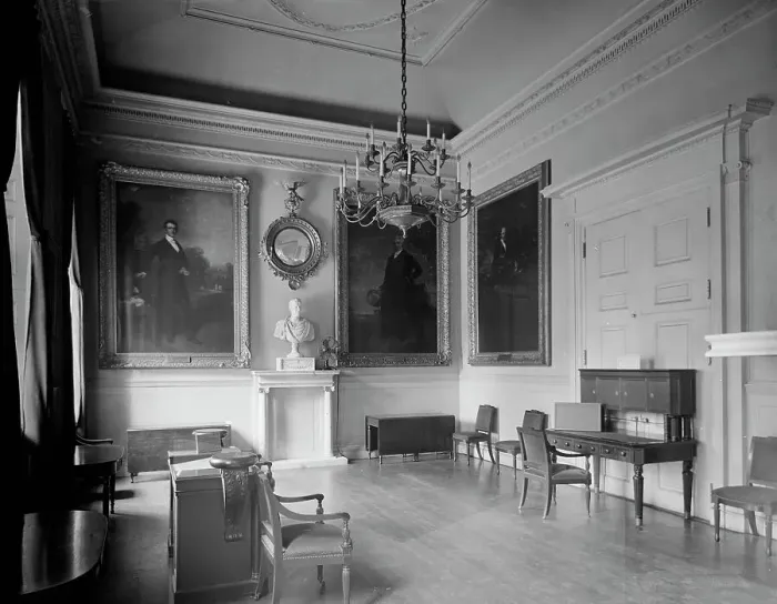 Framed Print : Governor's room, City Hall, New York, c.between 1910 and 1920. Creator: Unknown Framed Print : Governor's room, City Hall, New York, c.between 1910 and 1920. Creator: Unknown