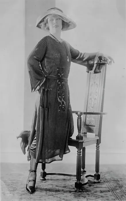 Framed Print : Grace Parker, between c1915 and c1920. Creator: Bain News Service Framed Print : Grace Parker, between c1915 and c1920. Creator: Bain News Service