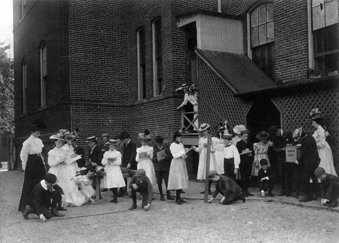 Framed Print : Grade school students of the Fifth Division studying measuring in front... Washington DC, (1899?). Creator: Frances Benjamin Johnston Framed Print : Grade school students of the Fifth Division studying measuring in front... Washington DC, (1899?). Creator: Frances Benjamin Johnston