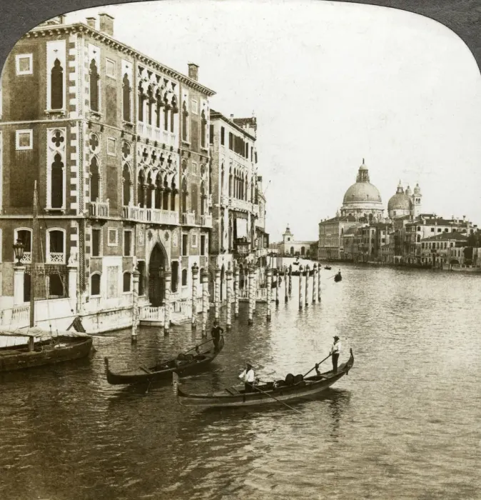 Framed Print : The Grand Canal, Venice, Italy. Artist: Underwood & Underwood Framed Print : The Grand Canal, Venice, Italy. Artist: Underwood & Underwood