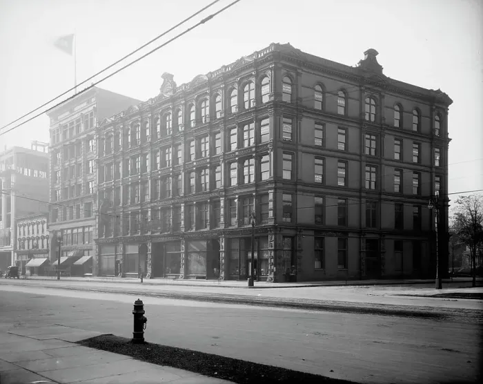 Framed Print : Grand Circus Building, Detroit, Mich. between 1905 and 1915. Creator: Unknown Framed Print : Grand Circus Building, Detroit, Mich. between 1905 and 1915. Creator: Unknown