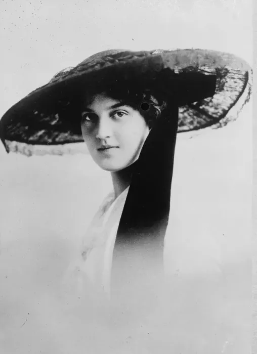 Framed Print : Grand Duchess Maria Pavlovna of Russia, 1912. Artist: Jaeger Photo Studio Framed Print : Grand Duchess Maria Pavlovna of Russia, 1912. Artist: Jaeger Photo Studio