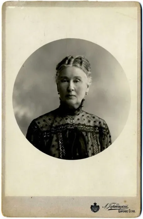 Framed Print : Grand Duchess Maria Pavlovna of Russia (1854-1920) Framed Print : Grand Duchess Maria Pavlovna of Russia (1854-1920)