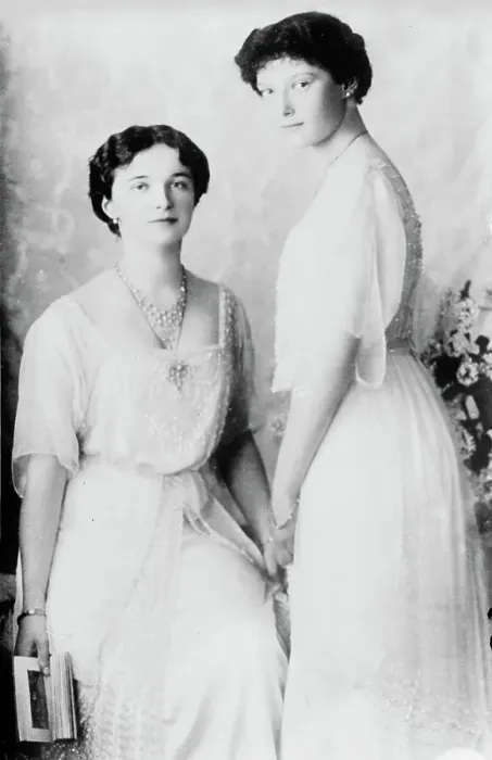 Framed Print : Grand Duchesses Olga and Tatiana of Russia, 1910s. Artist: K von Hahn Framed Print : Grand Duchesses Olga and Tatiana of Russia, 1910s. Artist: K von Hahn