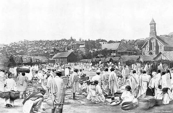 Un grand marche a Tananarive; Iles Africaines de la mer des Indes, 1914. Creator: Unknown
