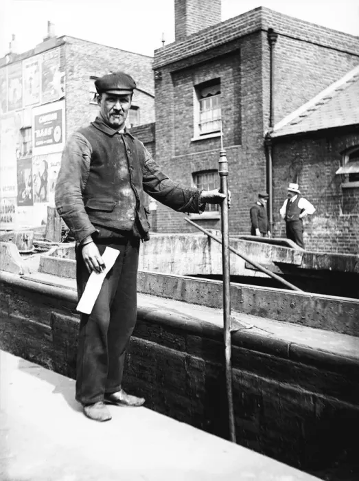 Framed Print : Grand Union Canal lock keeper, c1905 Framed Print : Grand Union Canal lock keeper, c1905