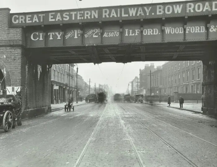 Framed Print : Great Eastern Railway Bridge over the Bow Road, Poplar, London, 1915 Framed Print : Great Eastern Railway Bridge over the Bow Road, Poplar, London, 1915