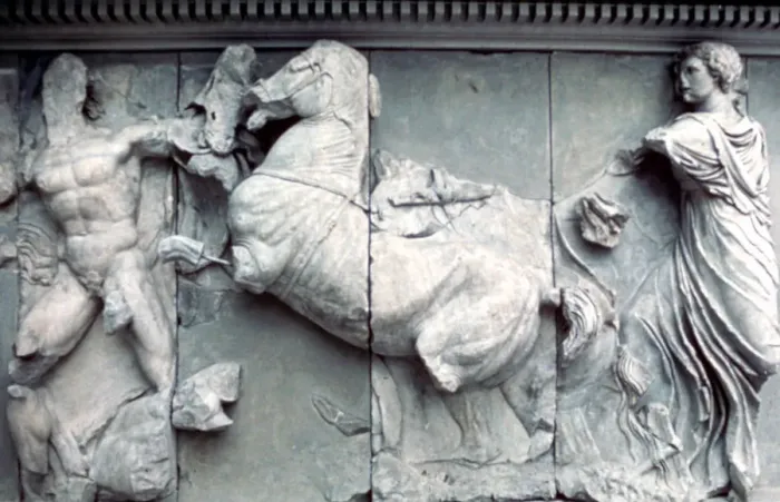 Framed Print : Detail from the Great Frieze of the Pergamon Altar, 180-159 BC Framed Print : Detail from the Great Frieze of the Pergamon Altar, 180-159 BC
