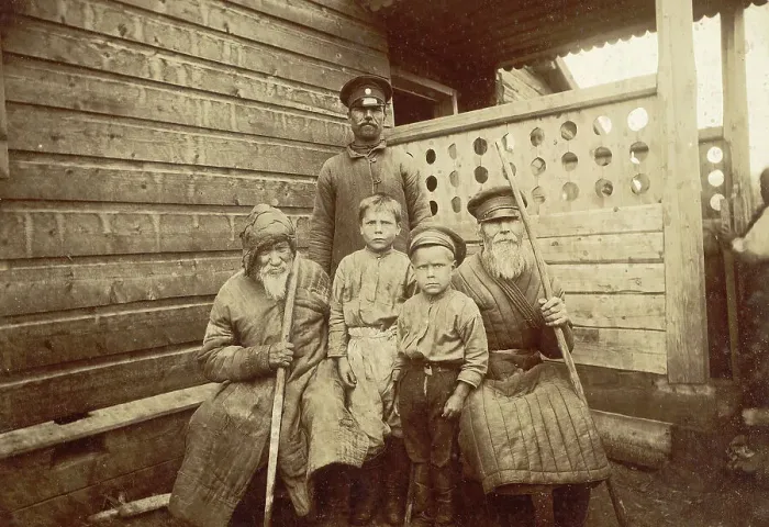 Framed Print : Great-grandfather, grandfather, grandson and great-grandchildren, 1909. Creator: Nikolai Georgievich Katanaev Framed Print : Great-grandfather, grandfather, grandson and great-grandchildren, 1909. Creator: Nikolai Georgievich Katanaev