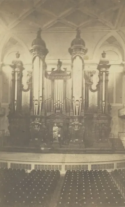 Framed Print : Great Organ, in Music Hall, Boston, Mass, ca. 1900s. Creator: Bierstadt Brothers Framed Print : Great Organ, in Music Hall, Boston, Mass, ca. 1900s. Creator: Bierstadt Brothers