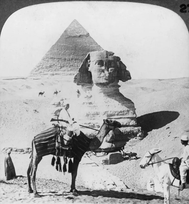 Framed Print : The Great Sphinx of Giza, Egypt, 1905. Artist: Underwood & Underwood Framed Print : The Great Sphinx of Giza, Egypt, 1905. Artist: Underwood & Underwood