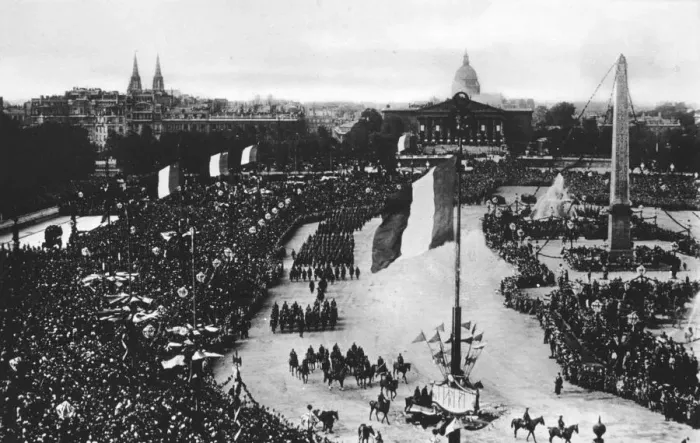 Framed Print : The great victory parade, Paris, France, 14 July 1919 Framed Print : The great victory parade, Paris, France, 14 July 1919
