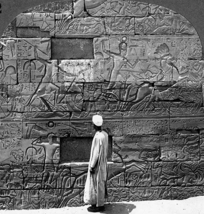 Framed Print : Great war reliefs sculptured in the wall at Karnak Temple, Thebes, Egypt, 1905. Artist: Underwood & Underwood Framed Print : Great war reliefs sculptured in the wall at Karnak Temple, Thebes, Egypt, 1905. Artist: Underwood & Underwood