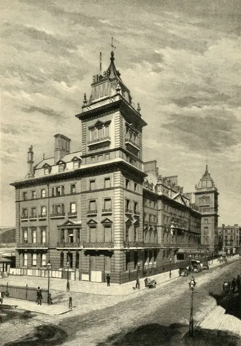 Framed Print : The Great Western Hotel, Paddington, c1876. Creator: Unknown Framed Print : The Great Western Hotel, Paddington, c1876. Creator: Unknown
