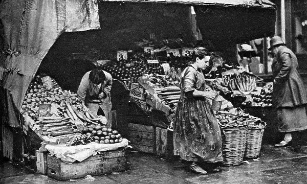 A greengrocer of the Commercial Road, London, 1926-1927