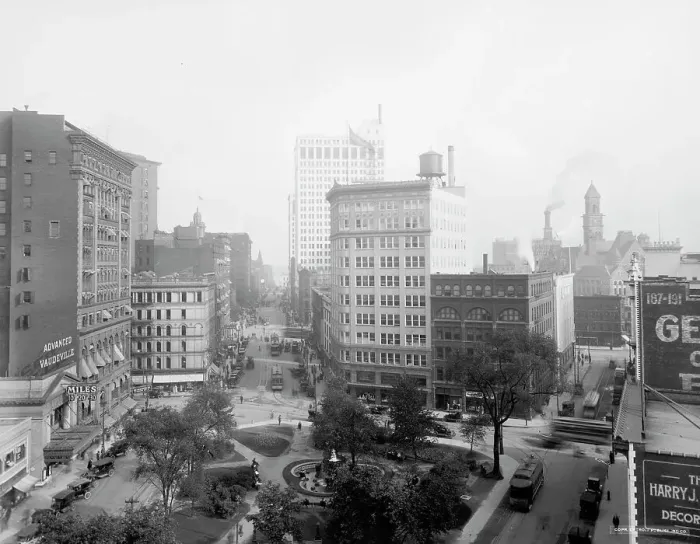 Framed Print : Griswold Street from Capitol Park, Detroit, Mich. c.between 1910 and 1920. Creator: Unknown Framed Print : Griswold Street from Capitol Park, Detroit, Mich. c.between 1910 and 1920. Creator: Unknown