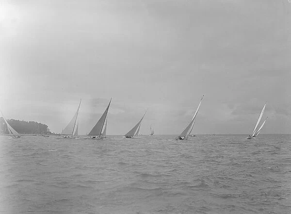 Group of 6 Metre boats racing, 1922. Creator: Kirk & Sons of Cowes