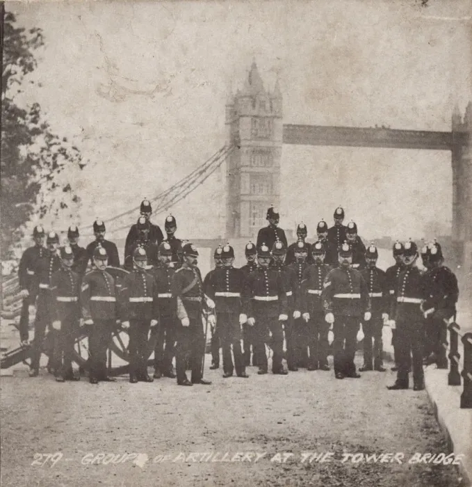 Framed Print : Group of artillery at Tower Bridge, London, c1910 Framed Print : Group of artillery at Tower Bridge, London, c1910